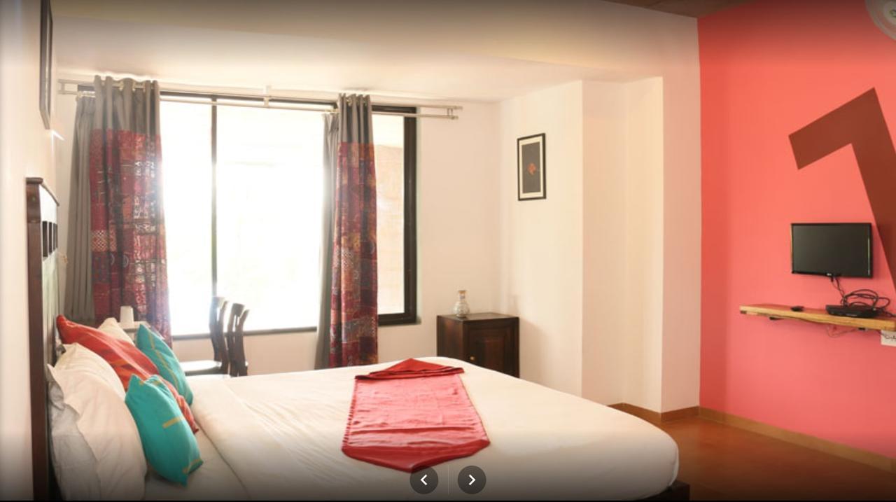 Hotel Zorba Inn Kolhapur Esterno foto